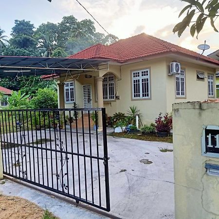 Nurul Amin Guest House Pantai Cahaya Bulan Kota Bharu Buitenkant foto